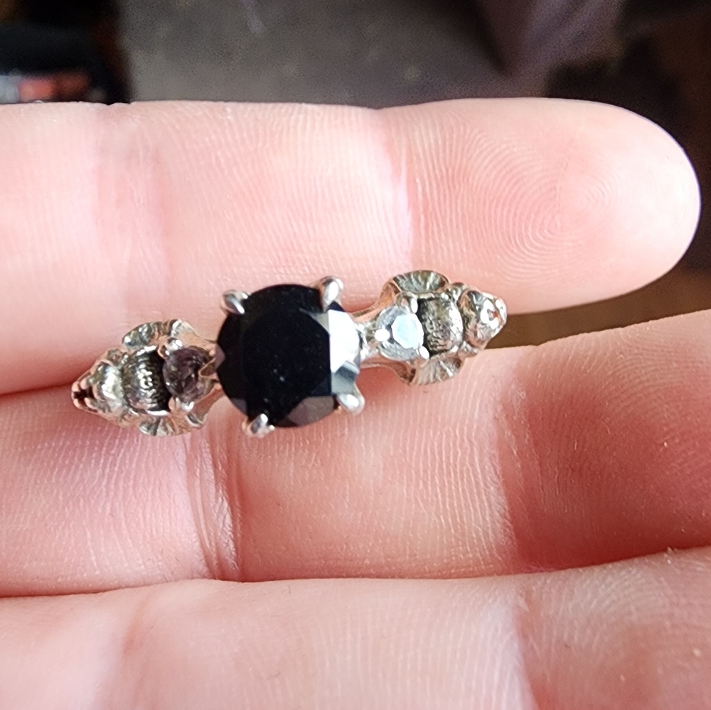 Omnia Studios ring